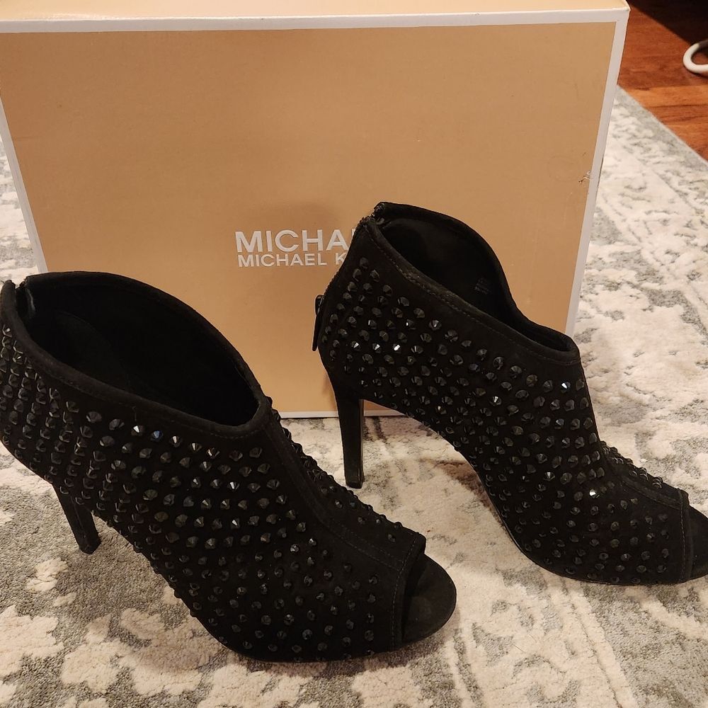 Michael Kors Dani black open toe suede booties with high heels size 9